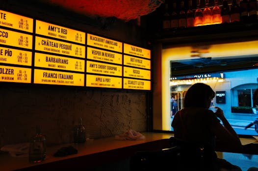 华润啤酒十四五规划圆满收官；白酒业务虽遇挑战，高端化路径依然坚定。